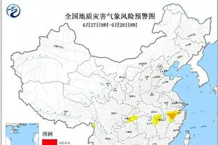 中规中矩！布克17中7贡献21分4篮板5助攻3抢断